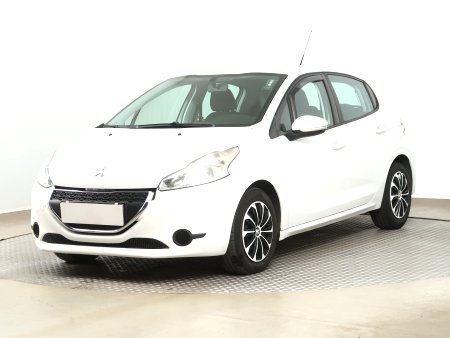 Peugeot 208, 2013 - pohled č. 3