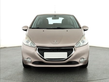 Peugeot 208, 2012 - pohled č. 2
