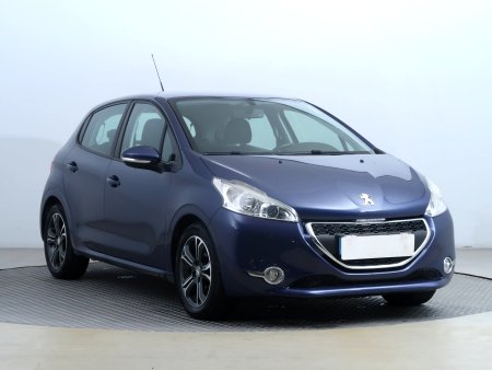 Peugeot 208, 2013