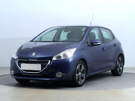 Peugeot 208, 2013 - pohled č. 3