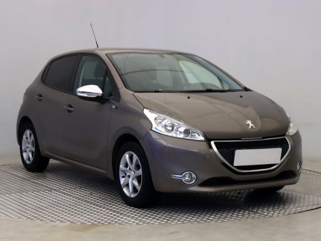 Peugeot 208, 2015