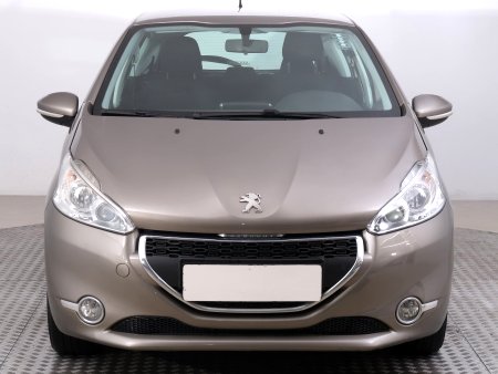 Peugeot 208, 2014 - pohled č. 2