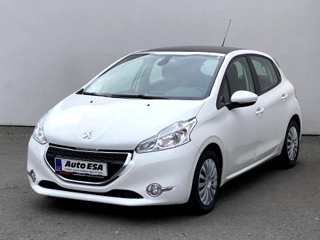 Peugeot 208, 2014 - pohled č. 3