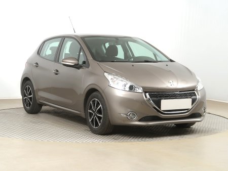 Peugeot 208, 2013