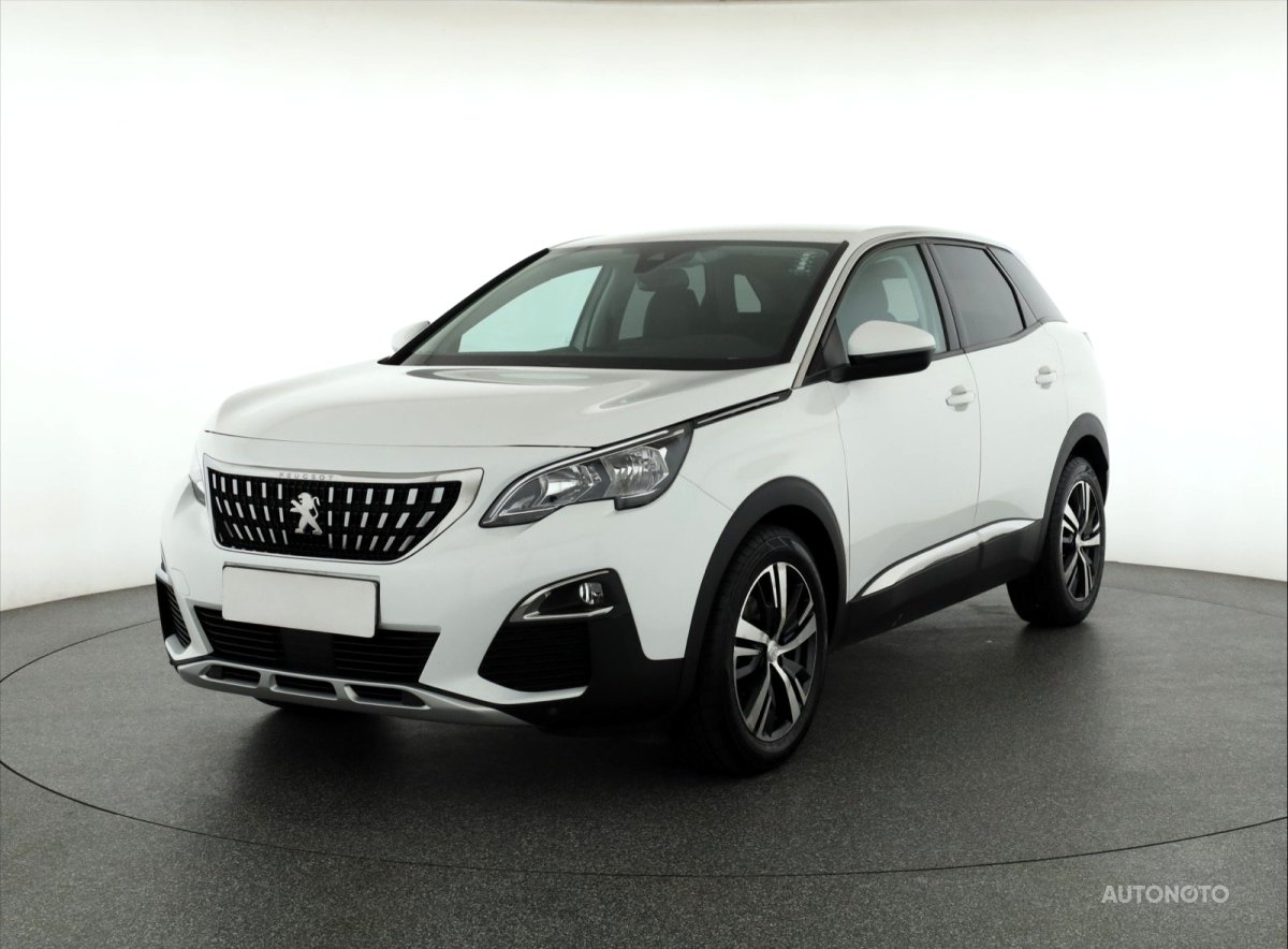 Peugeot 3008, 2018 - pohled č. 3