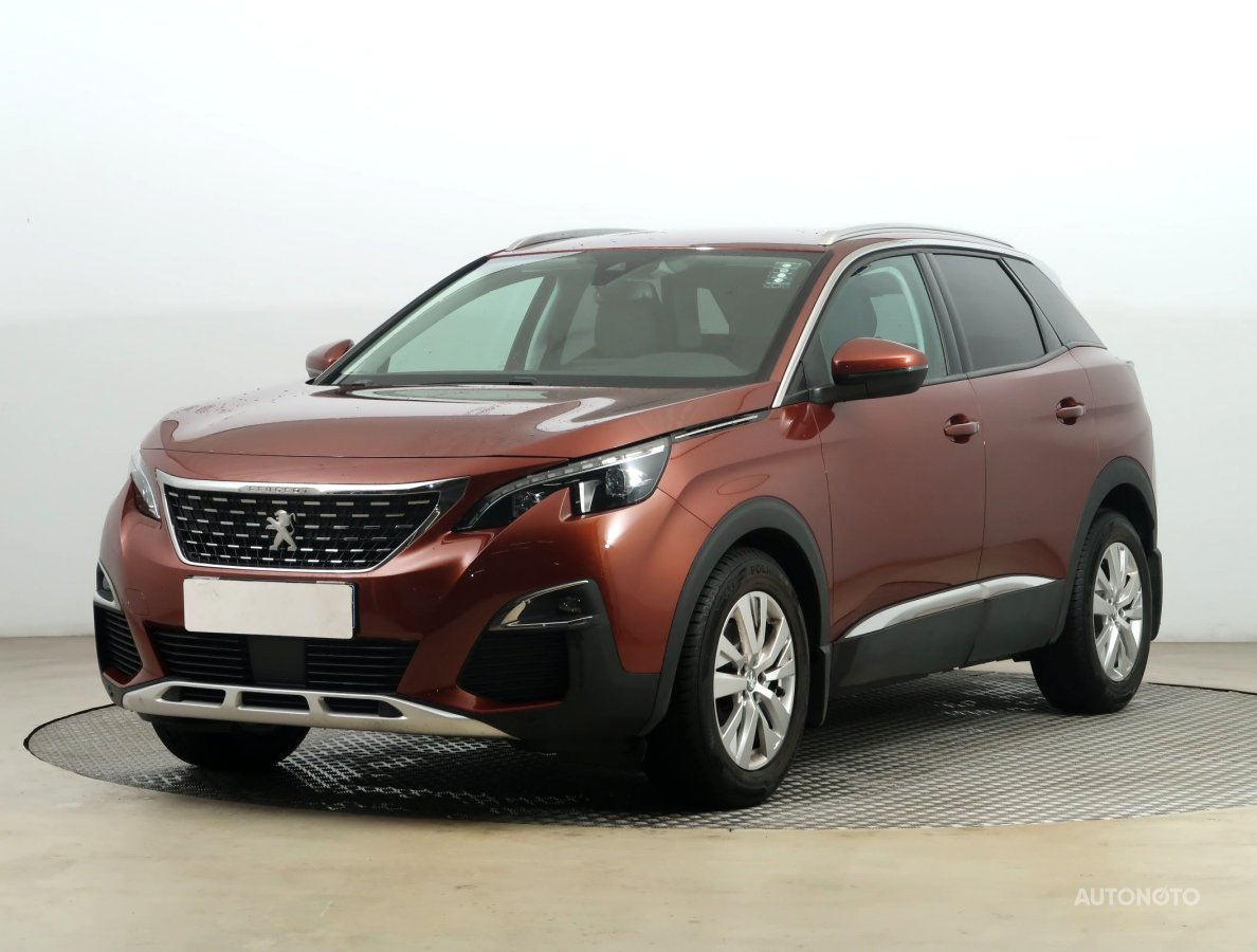 Peugeot 3008, 2018 - pohled č. 3