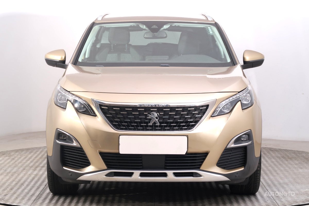 Peugeot 3008, 2018 - pohled č. 2