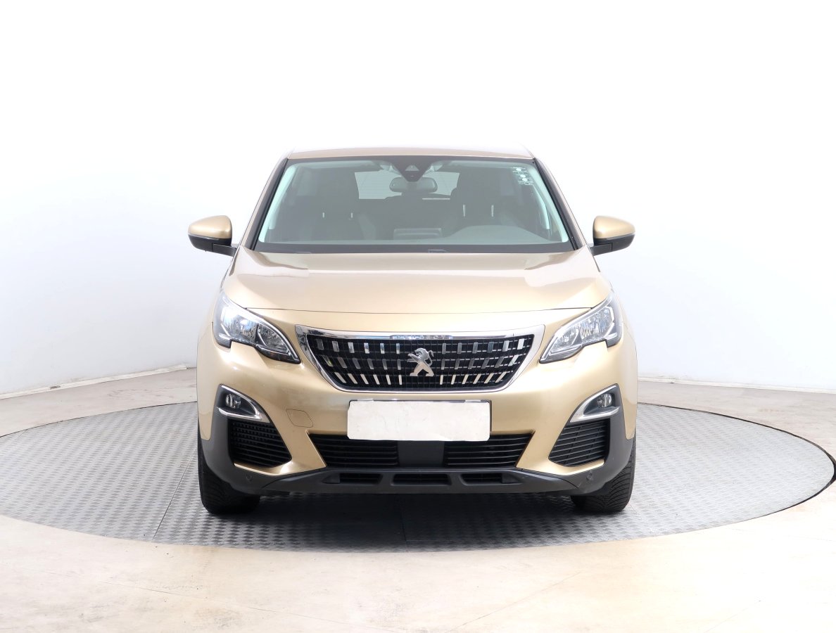 Peugeot 3008, 2018 - pohled č. 2