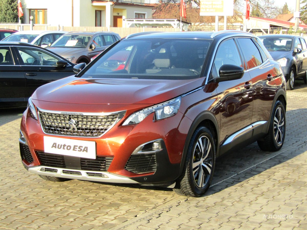 Peugeot 3008, 2018 - pohled č. 3