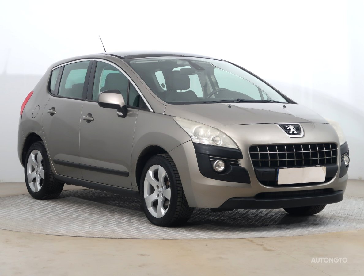 Peugeot 3008, 2013 - celkový pohled