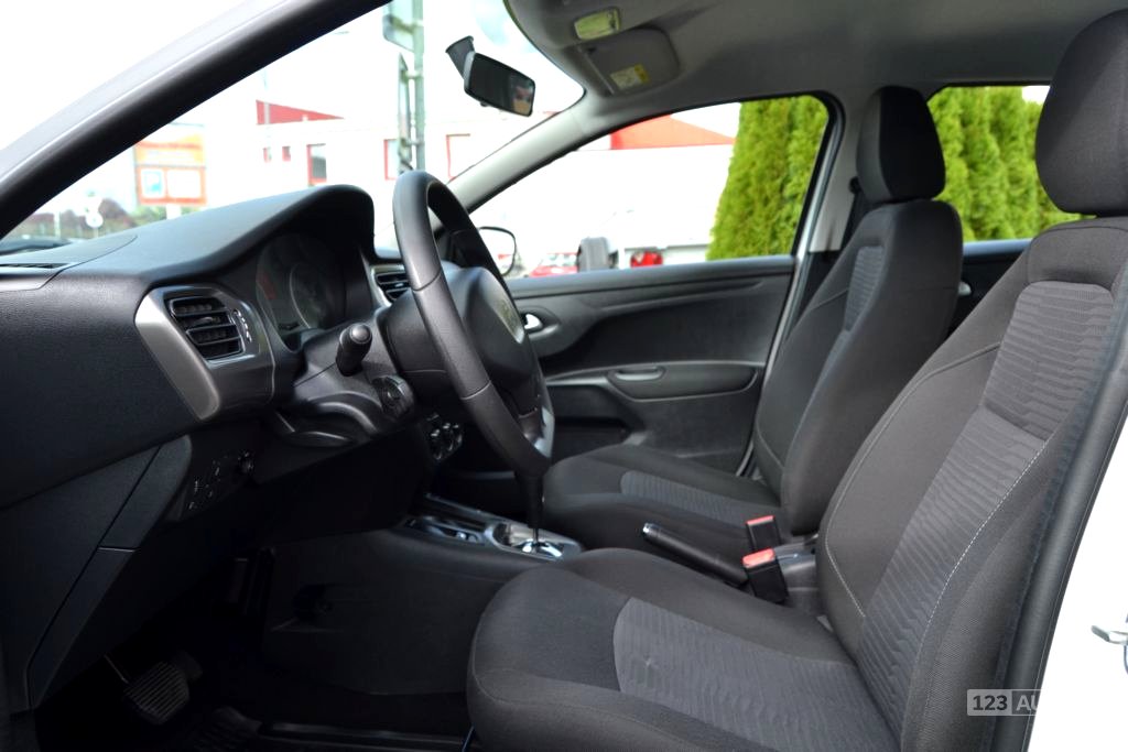 Peugeot 301, 2015 - pohled č. 11