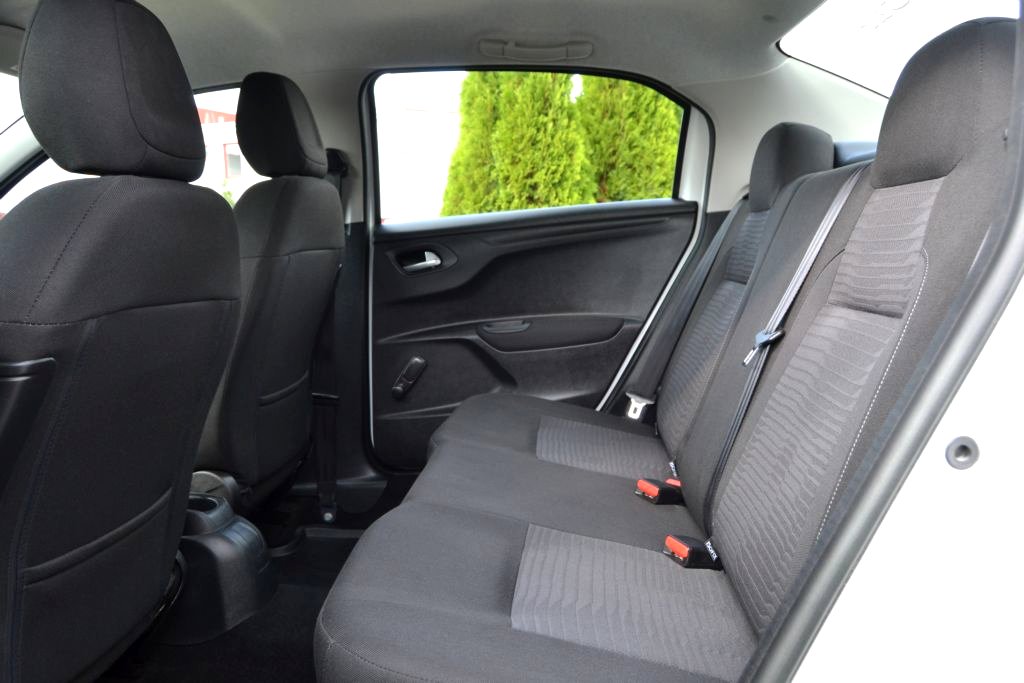 Peugeot 301, 2015 - pohled č. 13