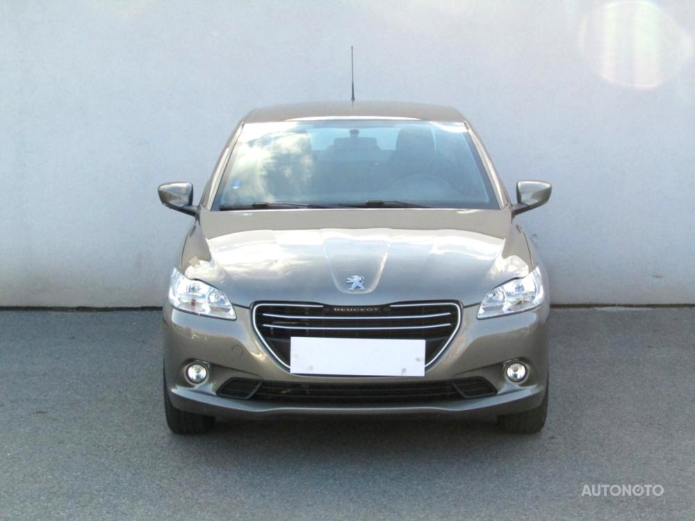 Peugeot 301, 2014 - pohled č. 2