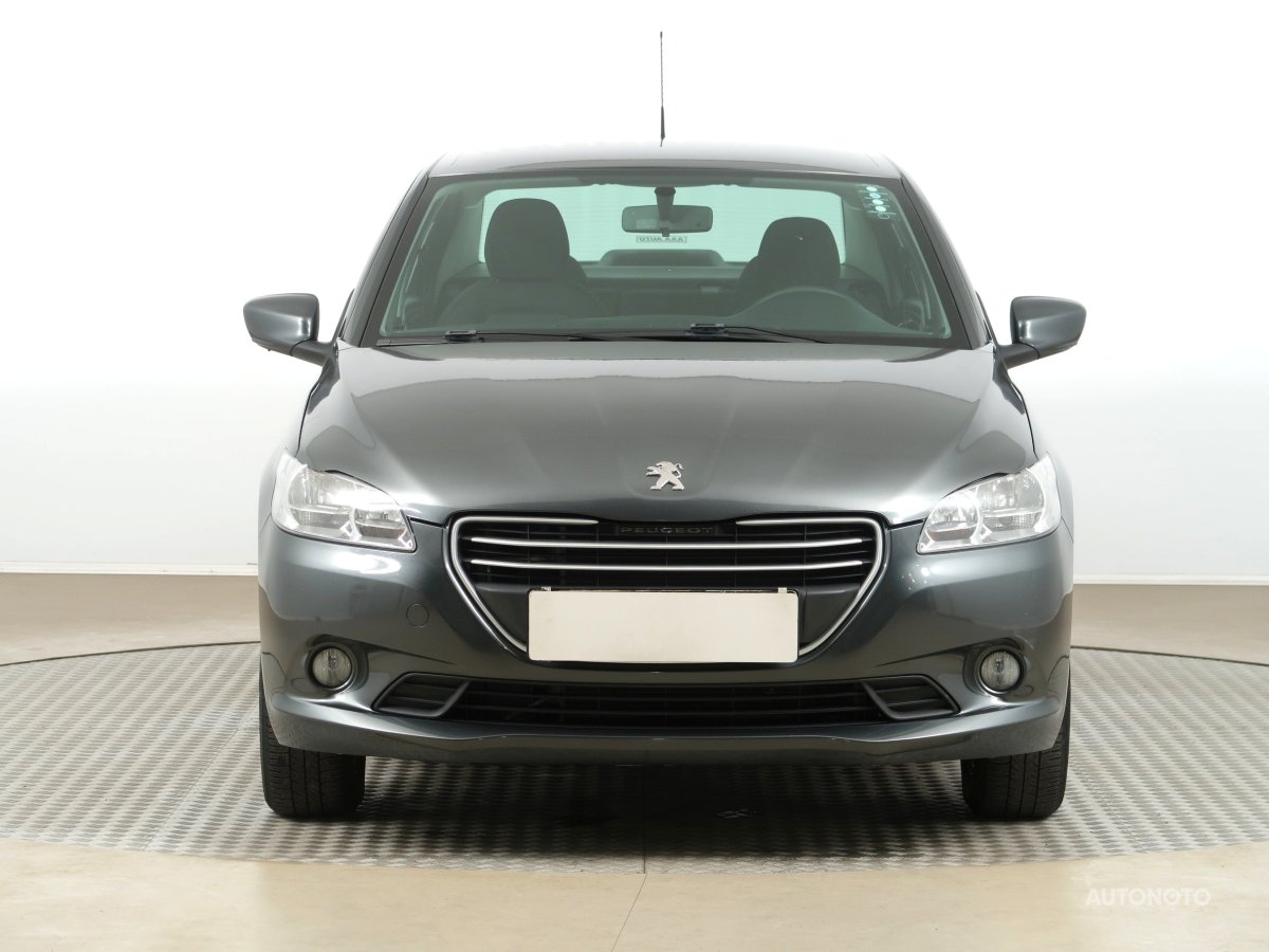 Peugeot 301, 2014 - pohled č. 2