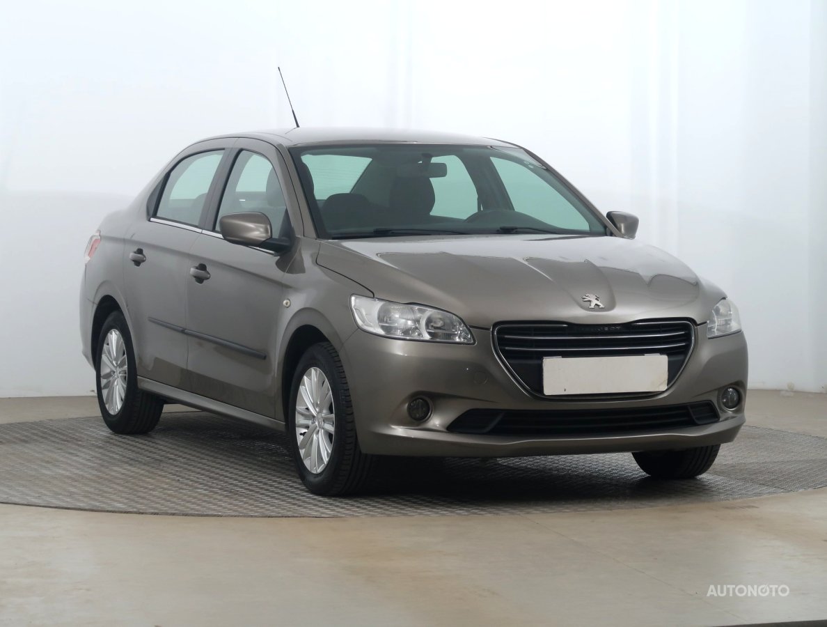 Peugeot 301, 2014 - celkový pohled