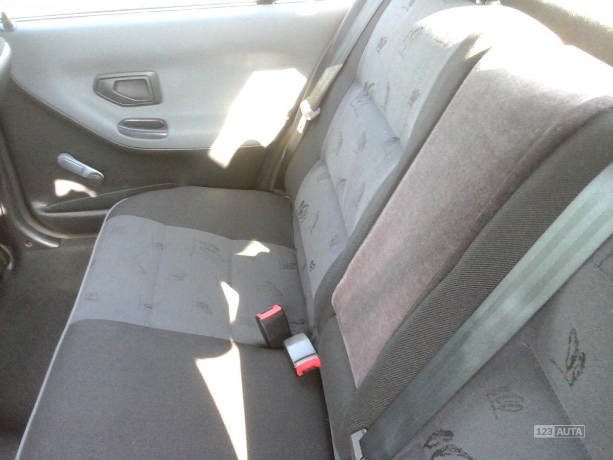 Peugeot 306, 2000 - pohled č. 12