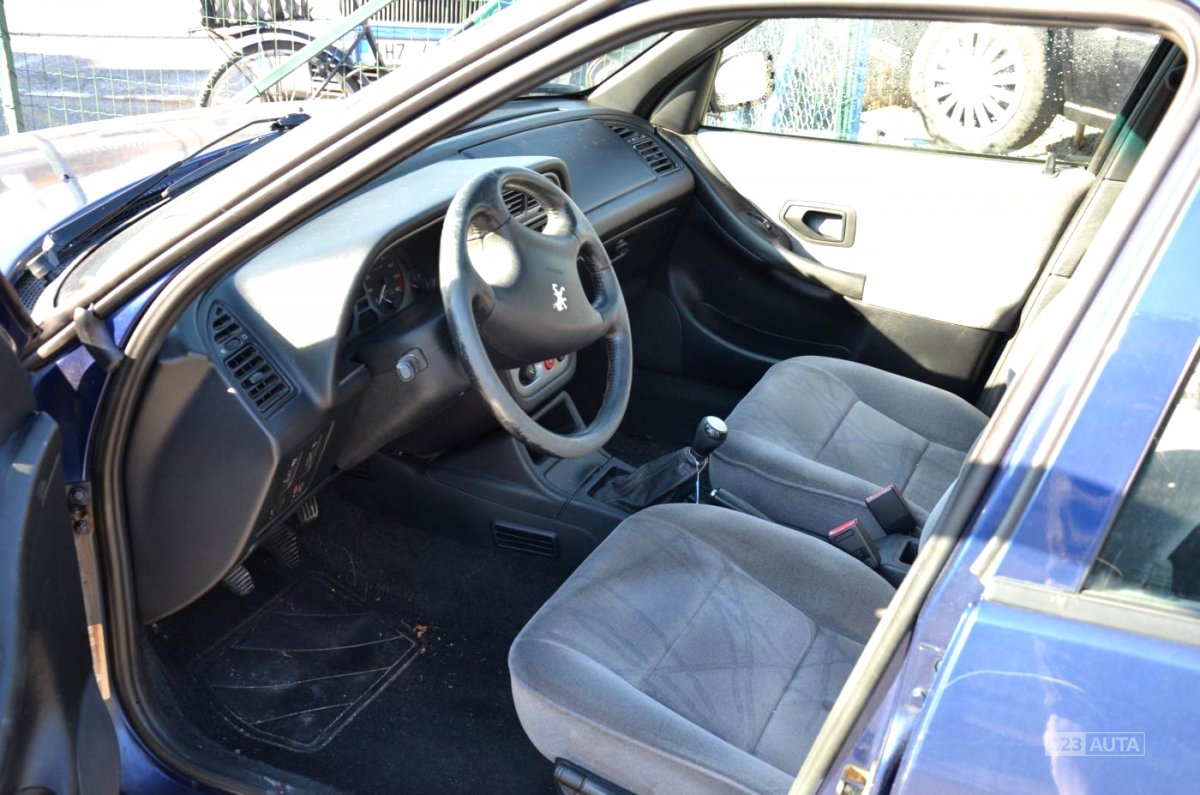 Peugeot 306, 2000 - pohled č. 11