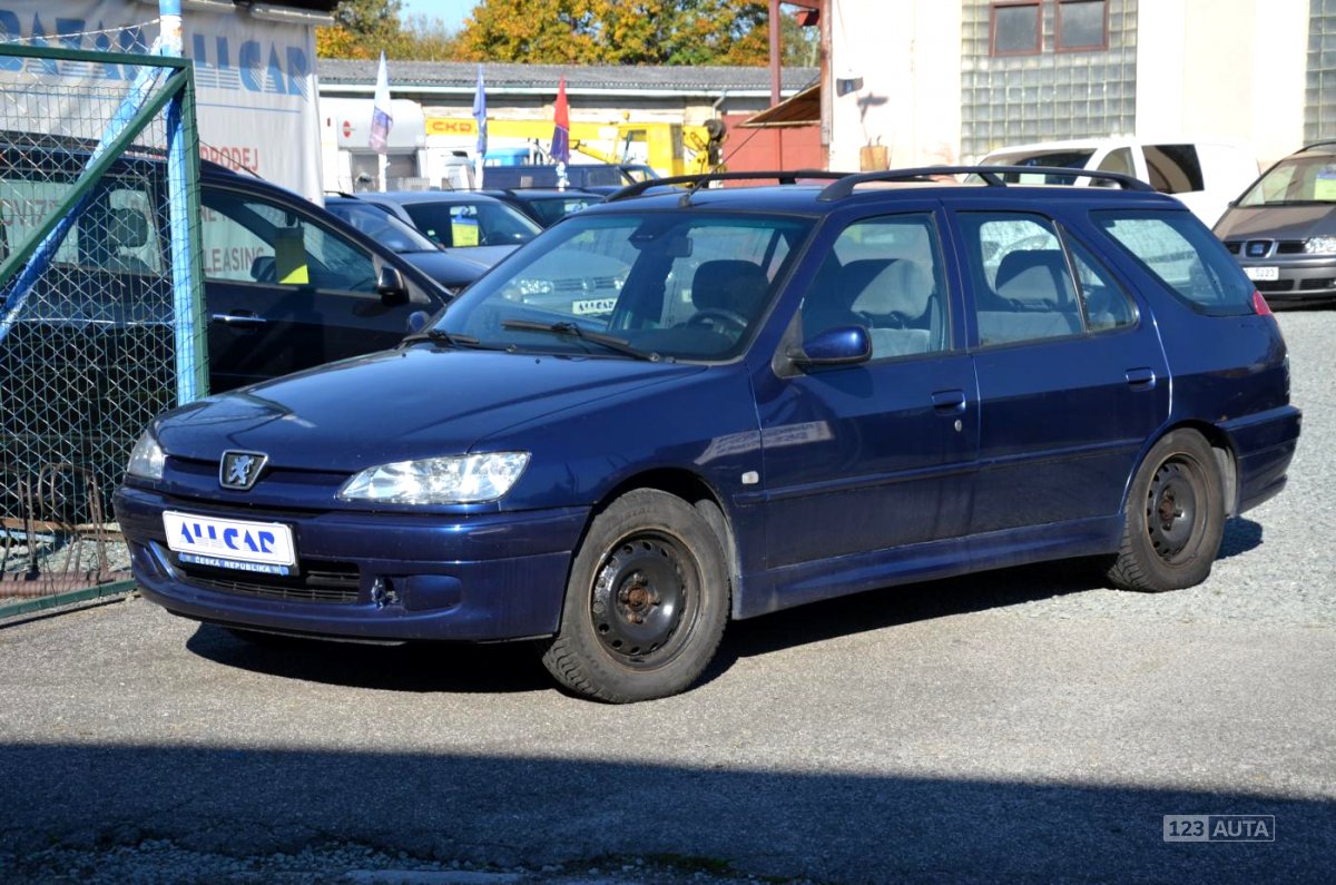 Peugeot 306, 2000 - pohled č. 3
