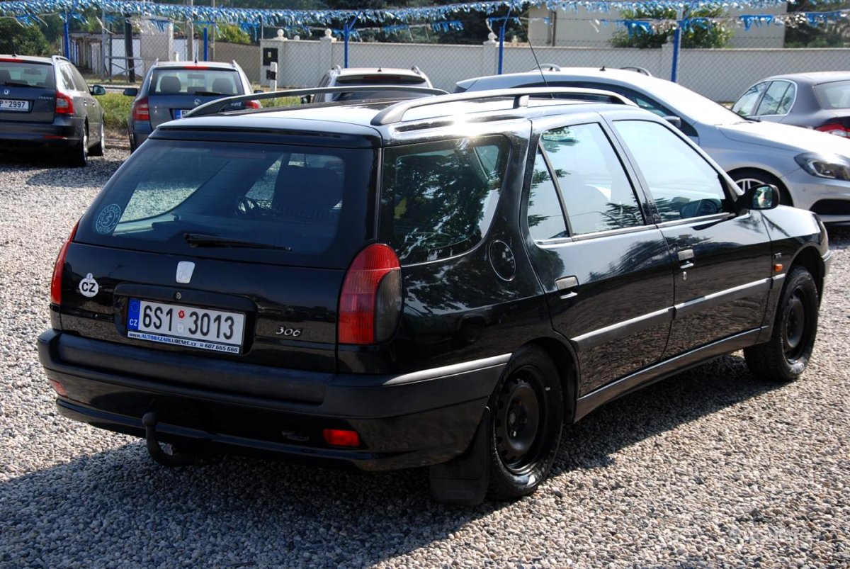 Peugeot 306, 1998 - pohled č. 3