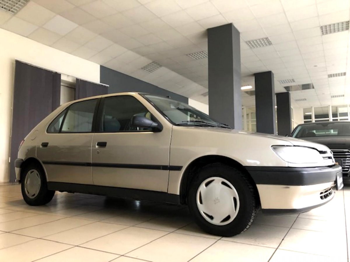 Peugeot 306, 1993 - pohled č. 3
