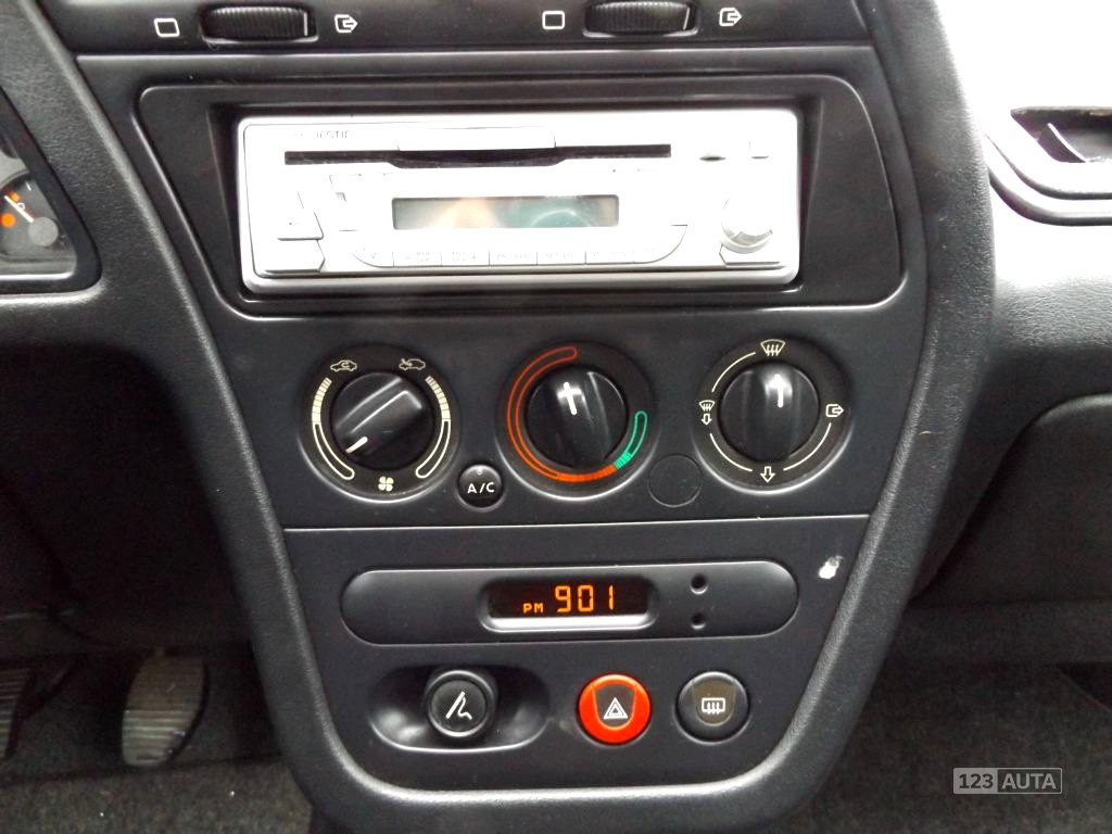 Peugeot 306, 1998 - pohled č. 13