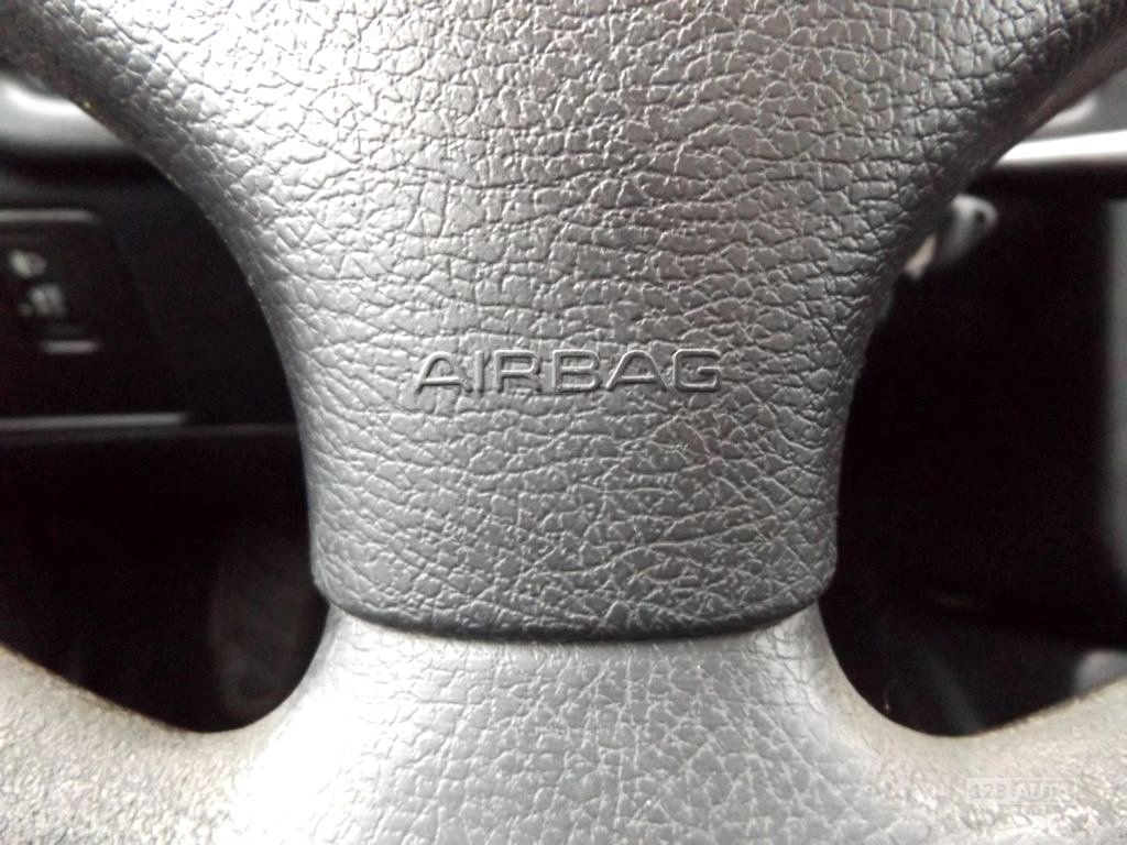 Peugeot 306, 1998 - pohled č. 15