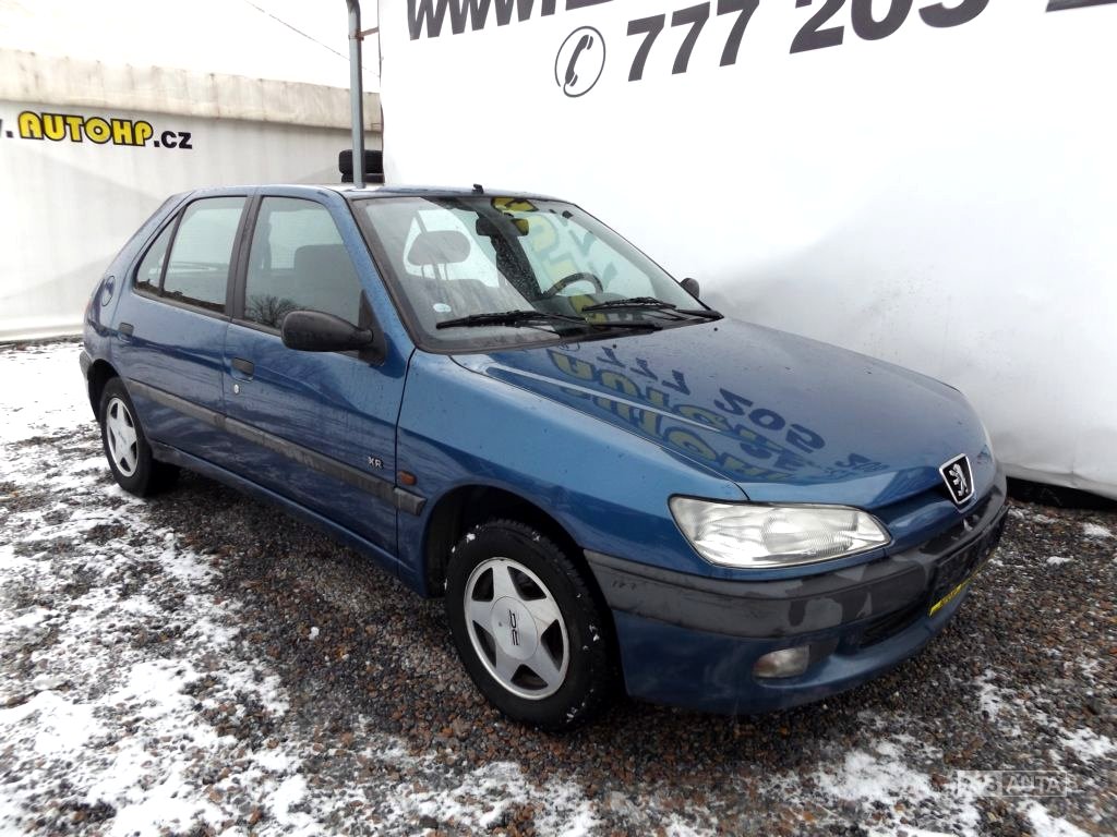 Peugeot 306, 1998 - pohled č. 4
