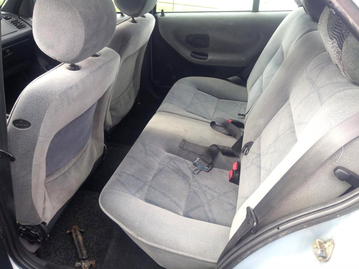 Peugeot 306, 2002 - pohled č. 11