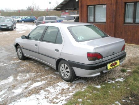 Peugeot 306, 1995 - pohled č. 3