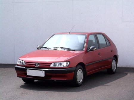 Peugeot 306, 2001 - pohled č. 3