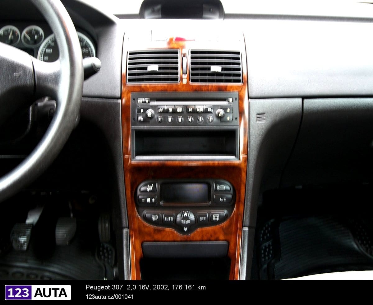 Peugeot 307, 2002 - pohled č. 13