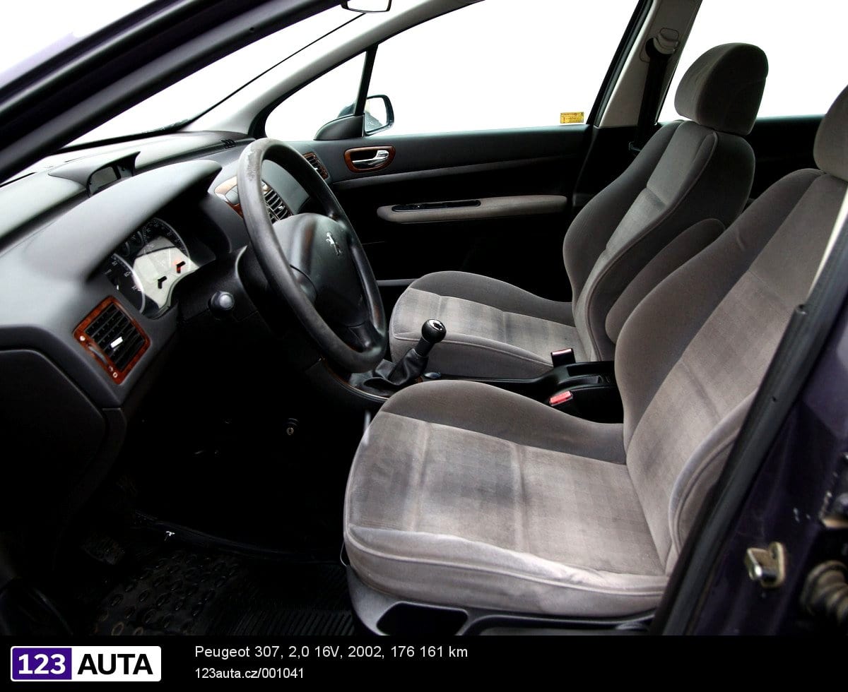 Peugeot 307, 2002 - pohled č. 14
