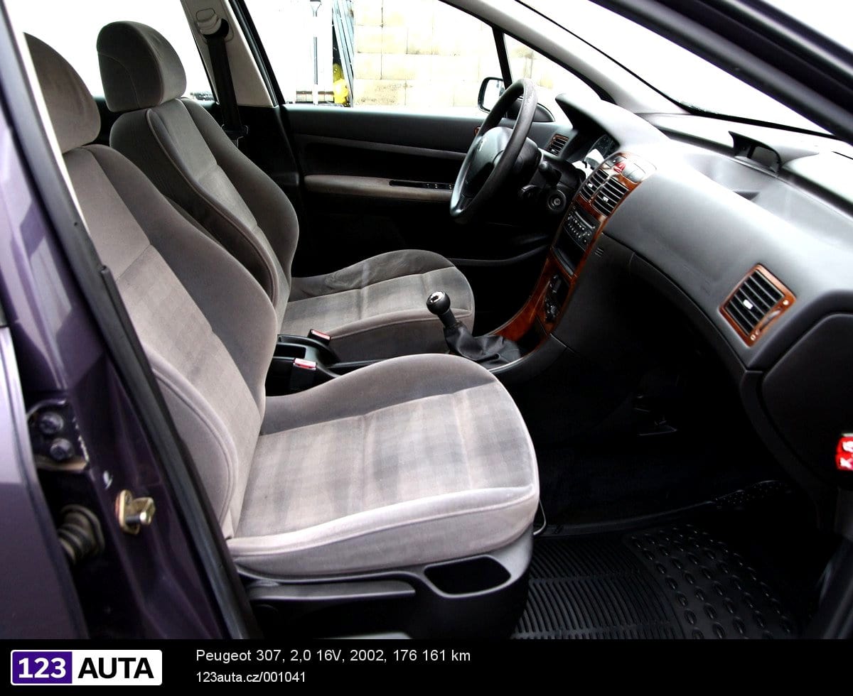 Peugeot 307, 2002 - pohled č. 16
