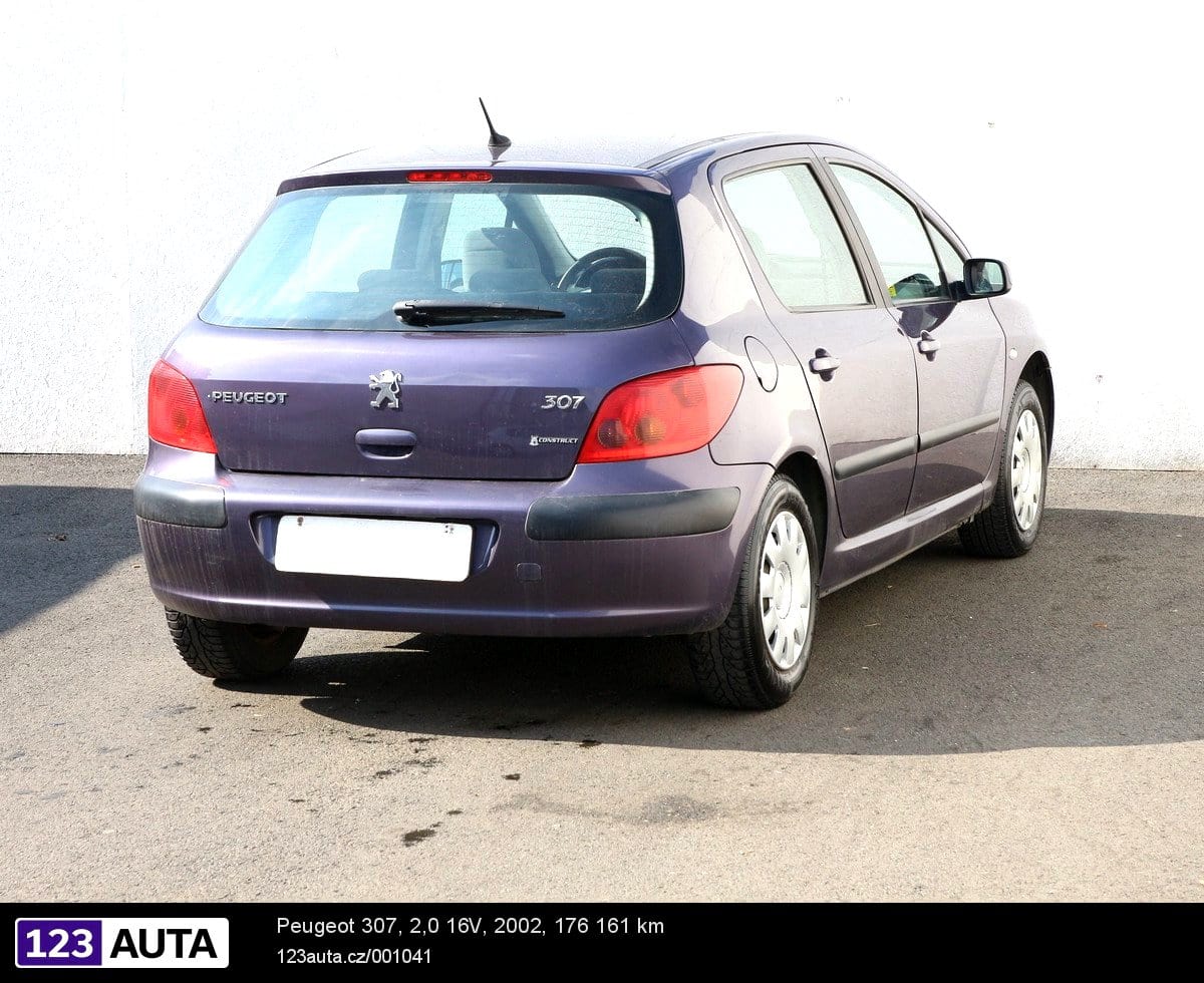 Peugeot 307, 2002 - pohled č. 5