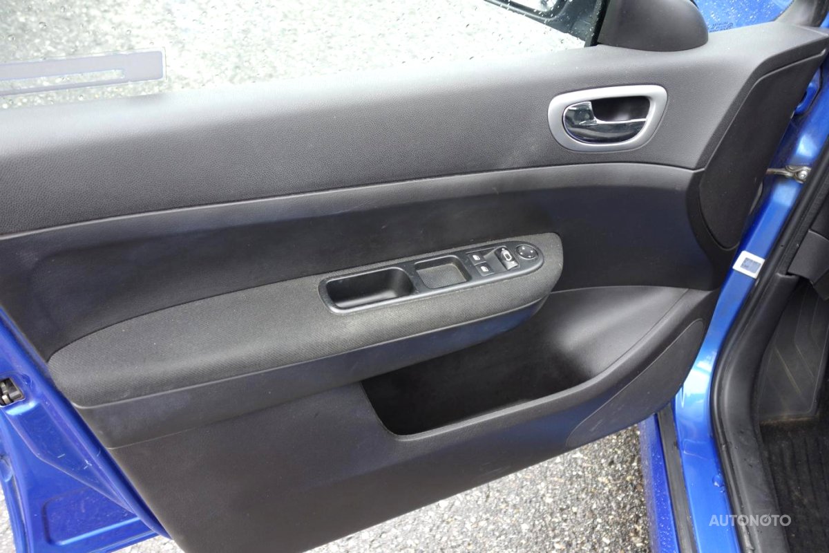 Peugeot 307, 2004 - pohled č. 9