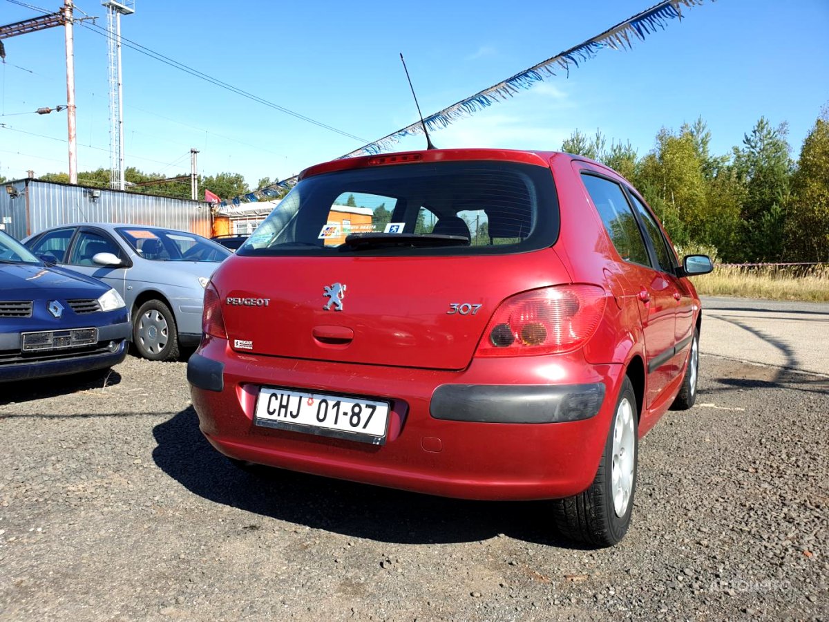 Peugeot 307, 2001 - pohled č. 6