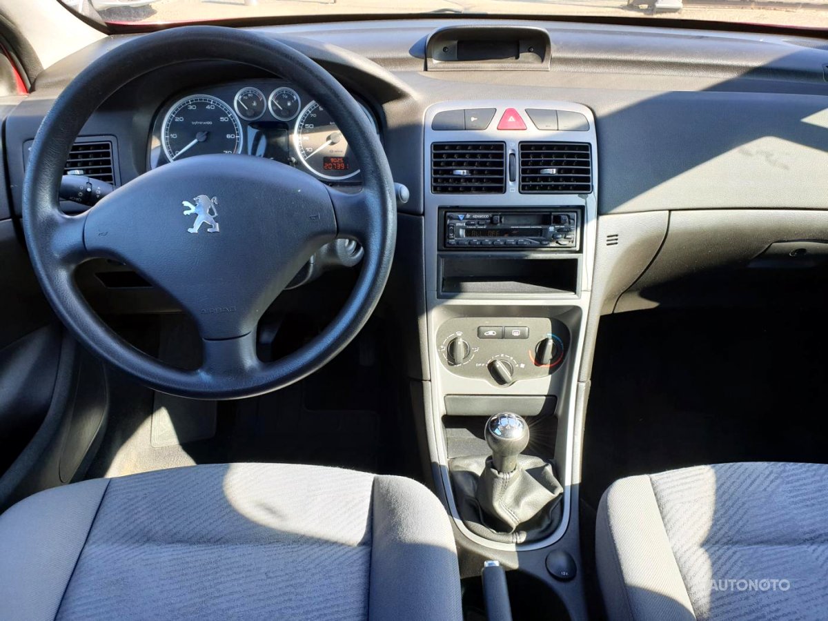 Peugeot 307, 2001 - pohled č. 9