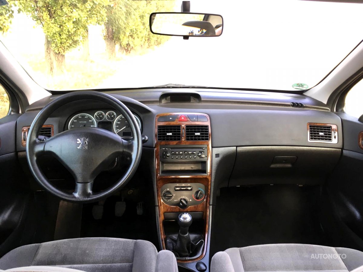 Peugeot 307, 2002 - pohled č. 10