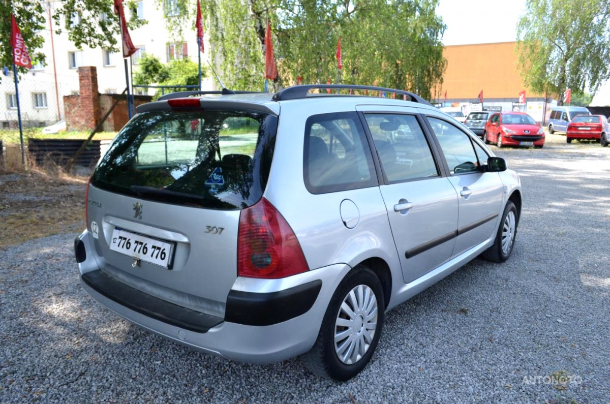 Peugeot 307, 2005 - pohled č. 3