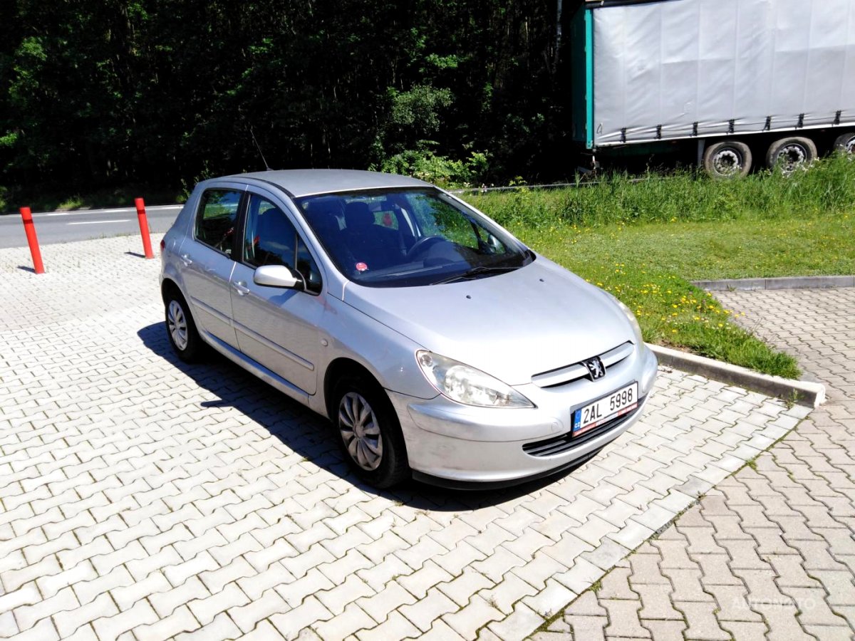 Peugeot 307, 2003 - pohled č. 3