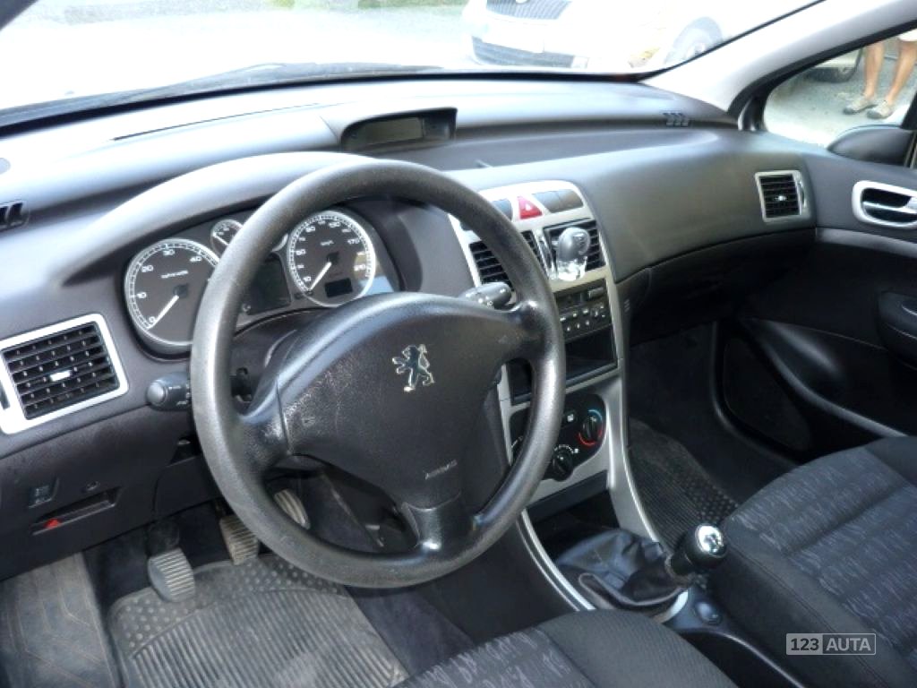 Peugeot 307, 2001 - pohled č. 10
