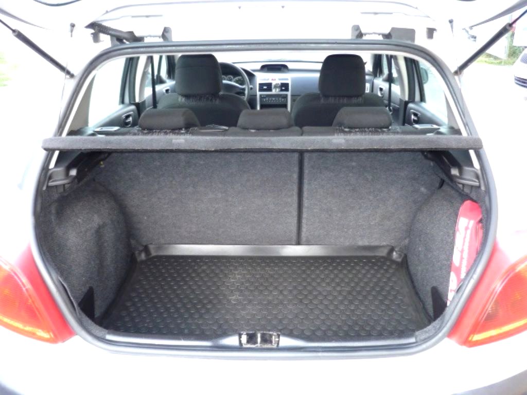 Peugeot 307, 2001 - pohled č. 12