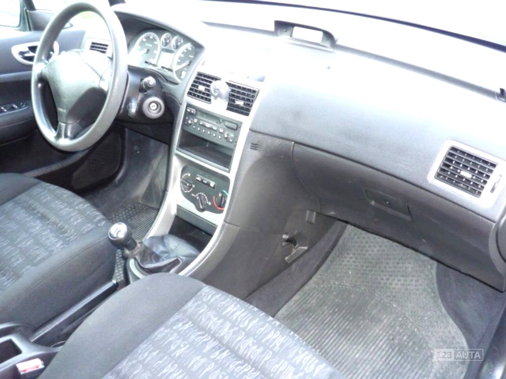 Peugeot 307, 2001 - pohled č. 15
