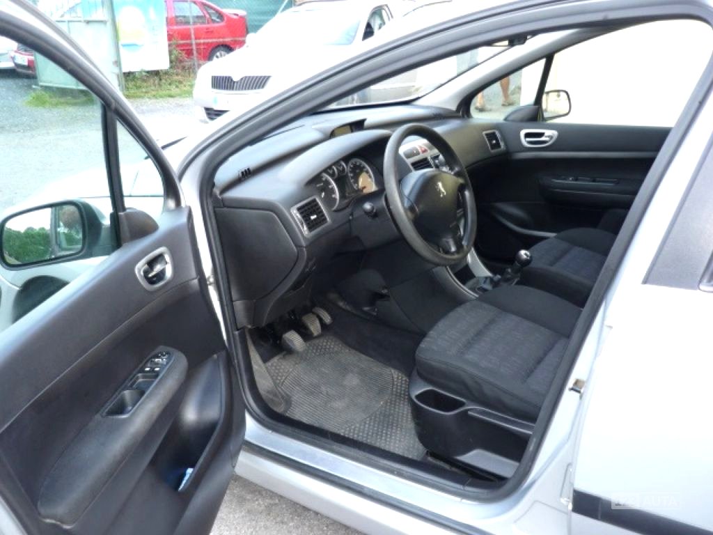 Peugeot 307, 2001 - pohled č. 8
