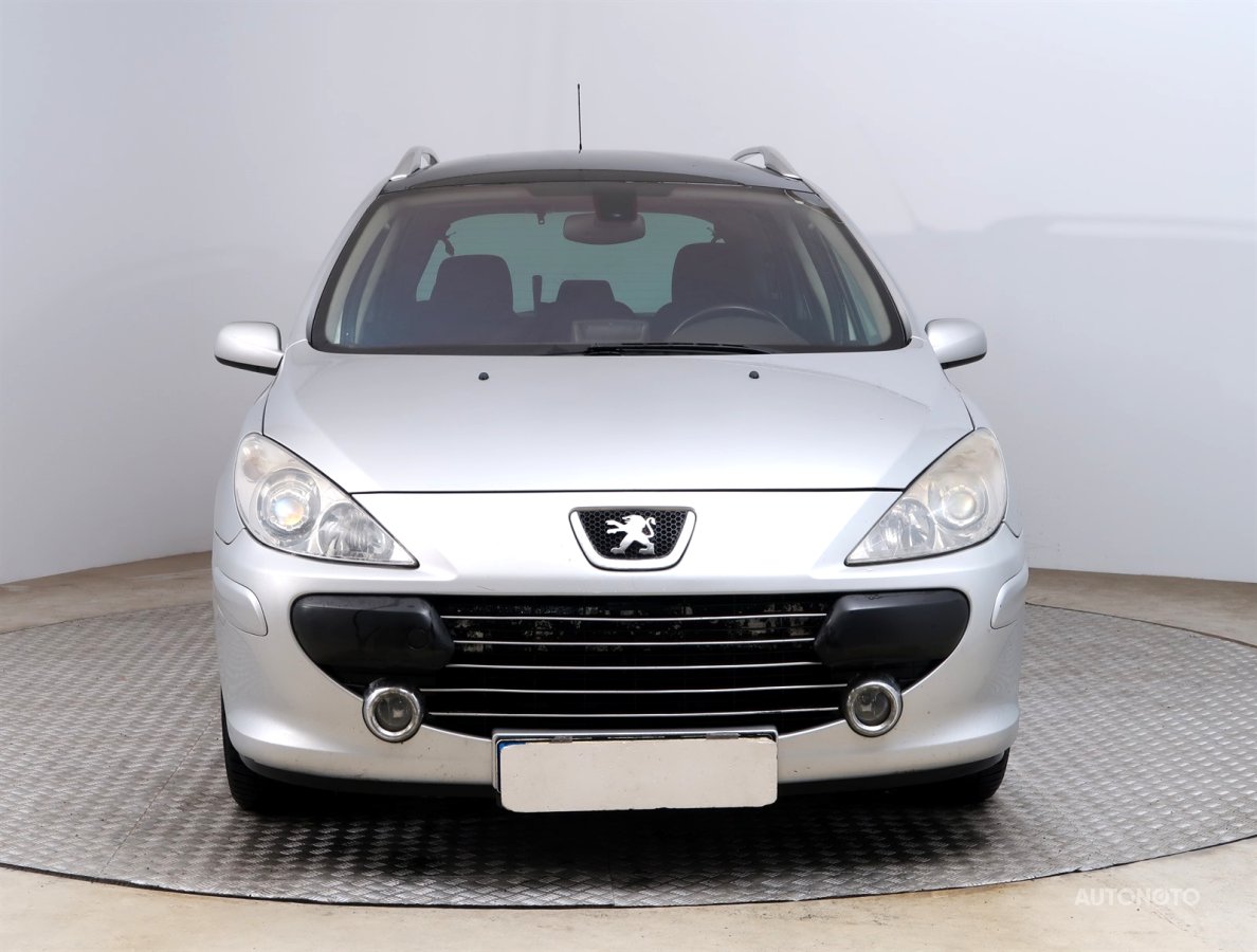 Peugeot 307, 2005 - pohled č. 2