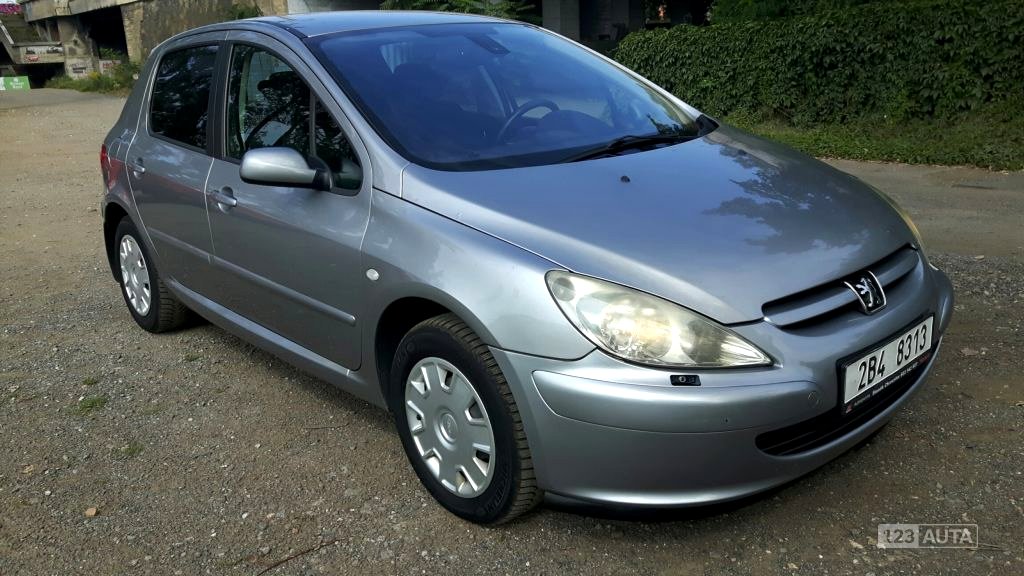 Peugeot 307, 2004 - pohled č. 3