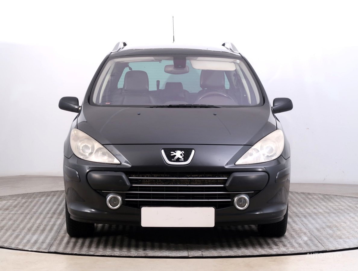 Peugeot 307, 2005 - pohled č. 2