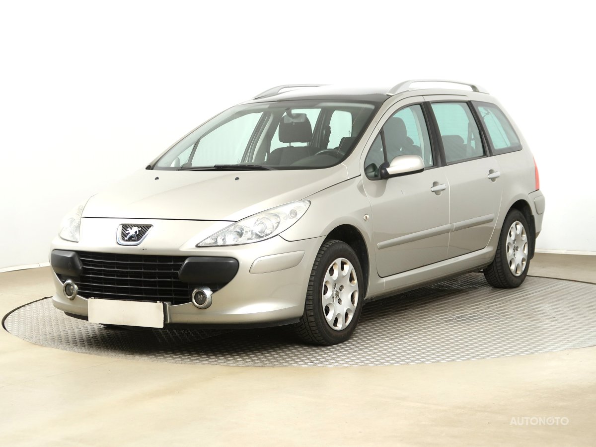 Peugeot 307, 2006 - pohled č. 3