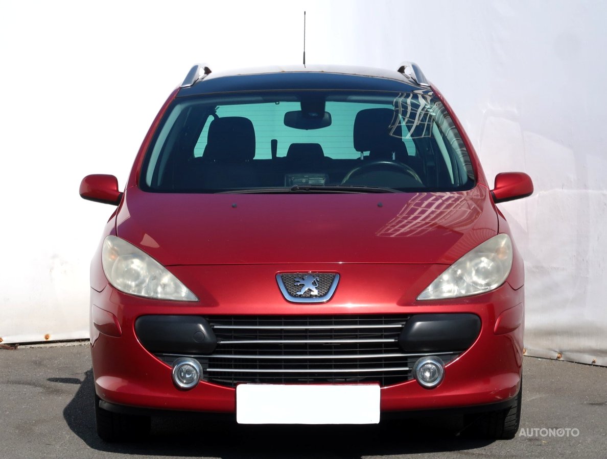 Peugeot 307, 2008 - pohled č. 2