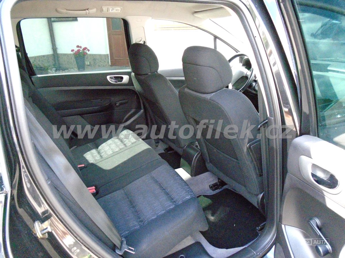 Peugeot 307, 2004 - pohled č. 13